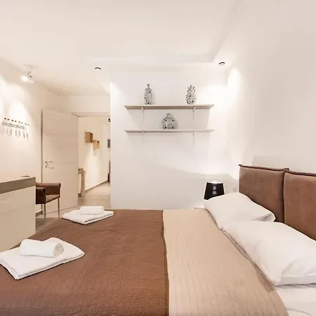 259/4 - Lovely 1 Bedroom Flat In *